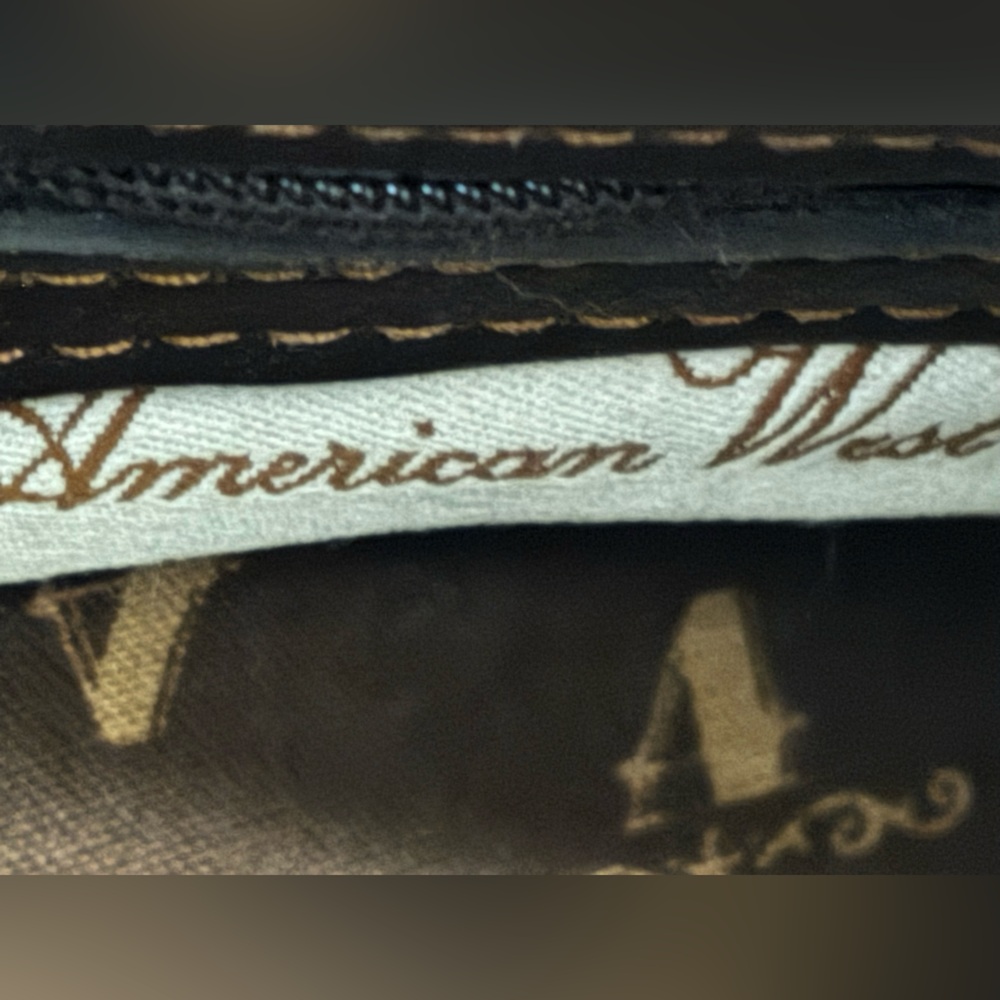 American West Vintage Studded Crossbody Messenger Leather Women Bag - Picture 11 of 16